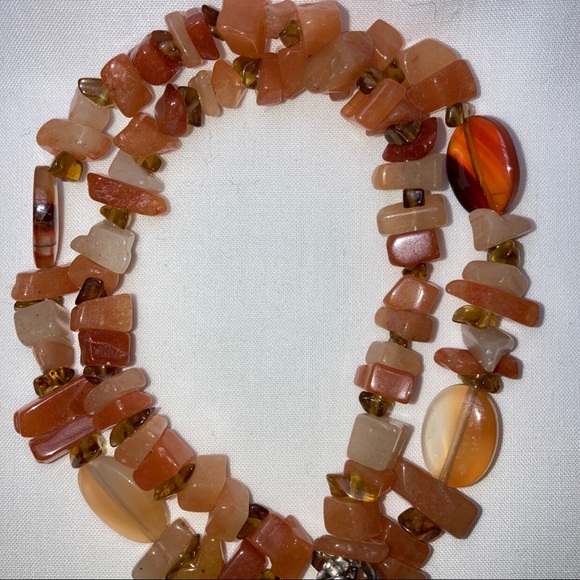 Vintage Red Banded Agate Necklace 10 1/2” Length - Picture 6 of 16